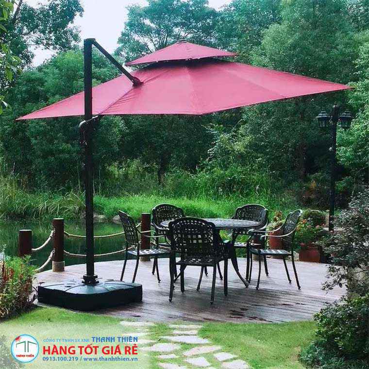 Top 5 Mẫu Dù Lệch Tâm Vuông 3m Được Ưa Chuộng Tại Quán Cafe Sân Vườn