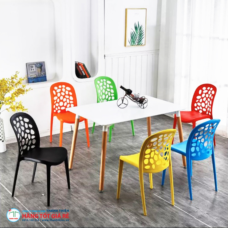 mẫu bàn ghế cafe nhựa đẹp nhất