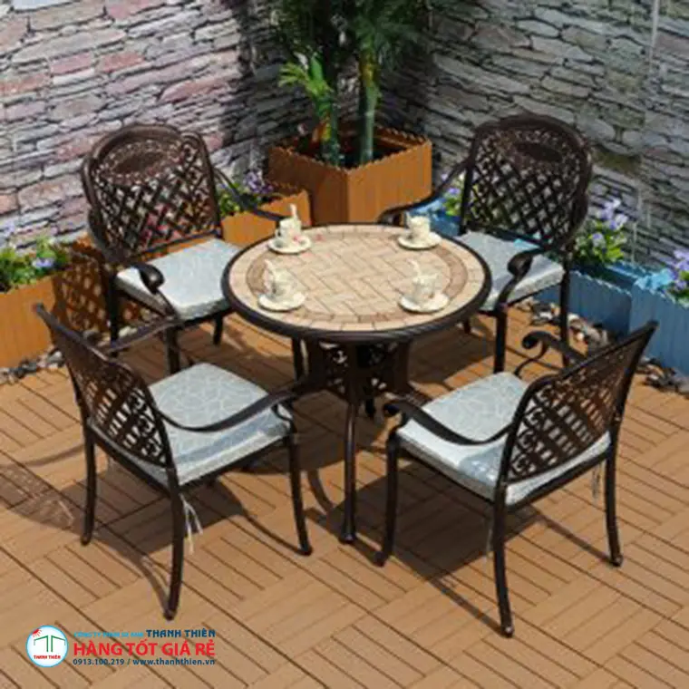 ban nhom duc mat da 23 4