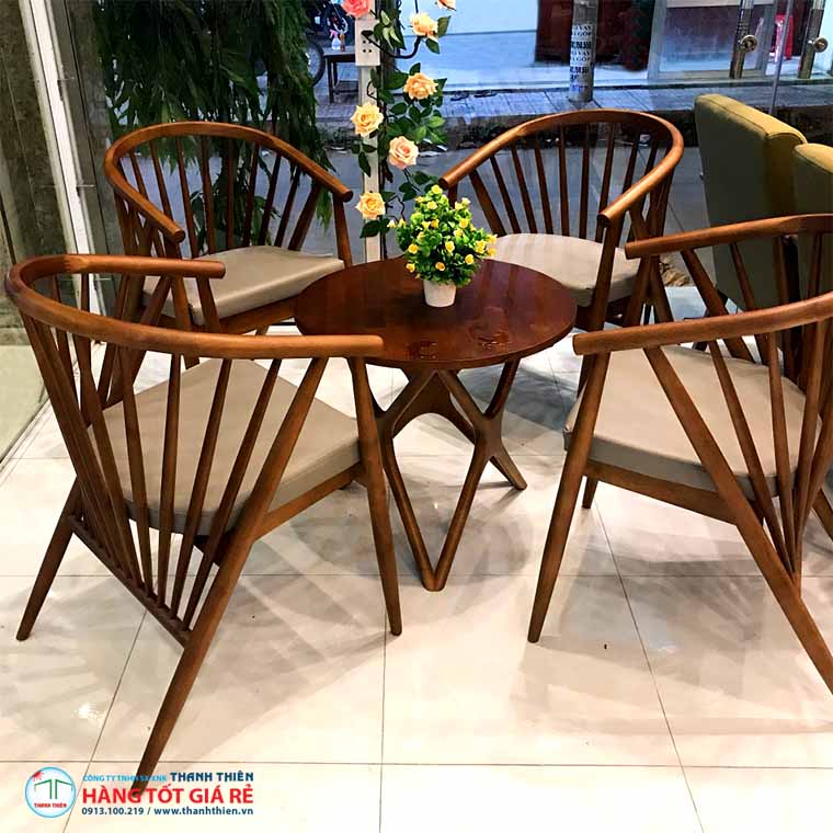 giá thành bàn ghế cafe gỗ