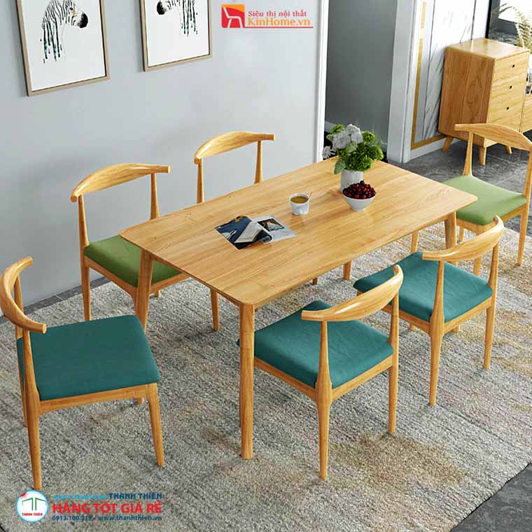 Bàn ghế cafe ngoài trời bằng gỗ