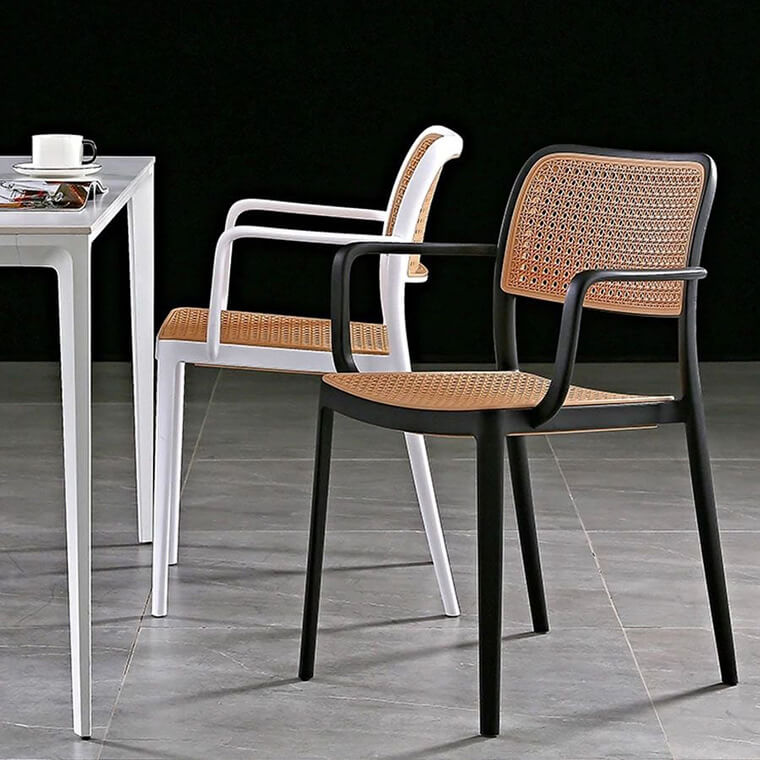 Ghe cafe nhua Holly 18