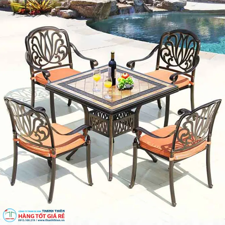 Bàn ghế cafe ngoài trời nhôm đúc - chịu UV index 8 - 12 và độ ẩm 79,5% tại TP.HCM